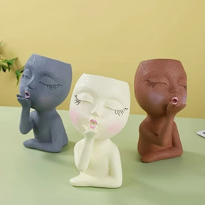 Vaso de Cerâmica Menina Sonhadora